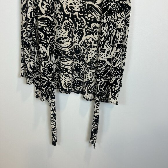 Chico's Travelers Size 2 Large tie Front Slinky Cardigan Top Black white Stretch - Picture 3 of 8